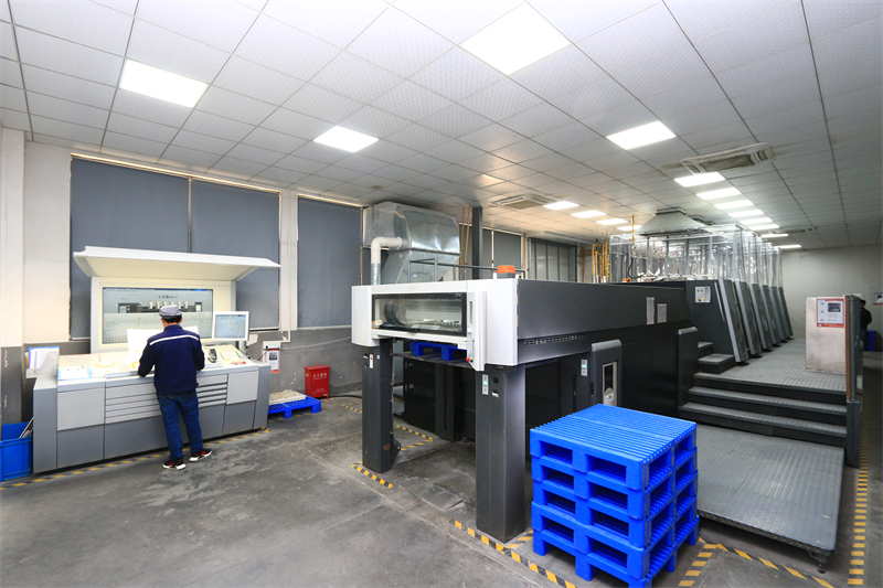 生產設備 海德堡5+1印刷機 - 副本.JPG